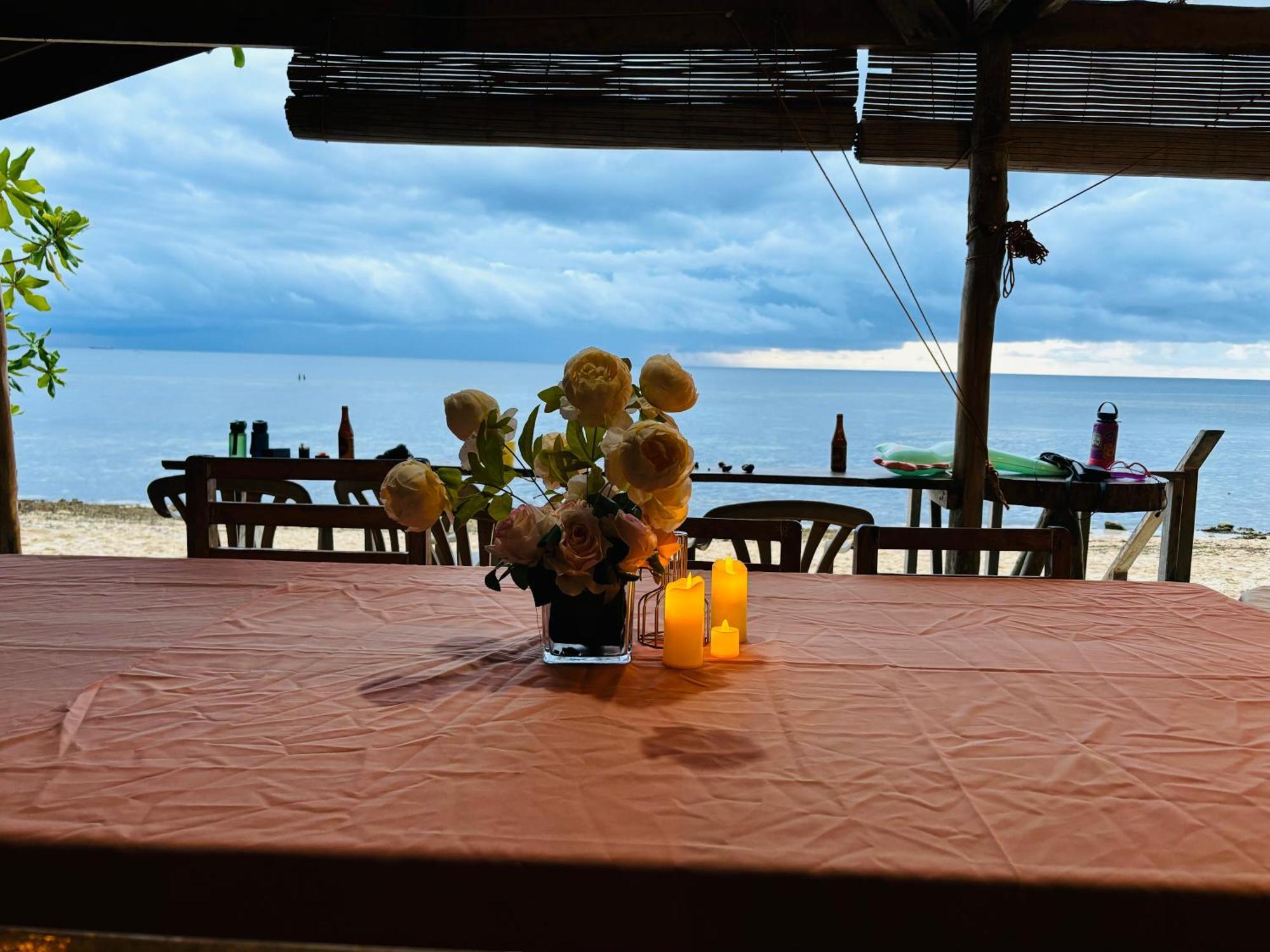 White Beach Front&Cottages Buruanga Exterior foto