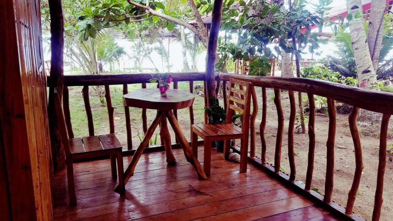 White Beach Front&Cottages Buruanga Exterior foto